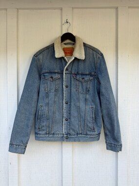 LEVIS Mens Type 3 Sherpa Lined Denim Trucker Jacket Blue Snap Close Pockets Sz M
